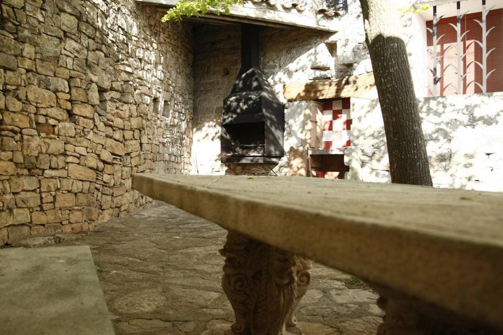 Masia Cal Millas - Turisme Rural Castellfullit de Riubregos Esterno foto