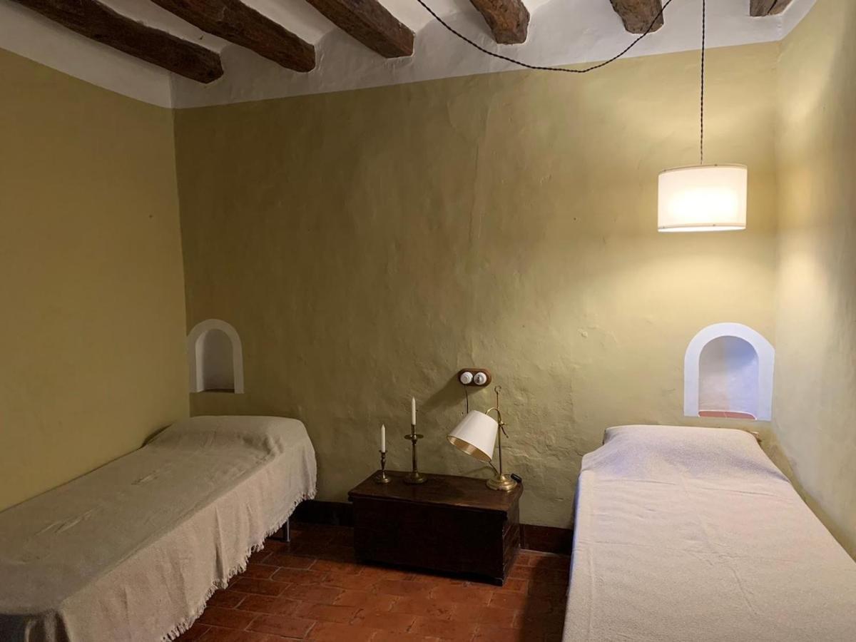 Masia Cal Millas - Turisme Rural Castellfullit de Riubregos Esterno foto